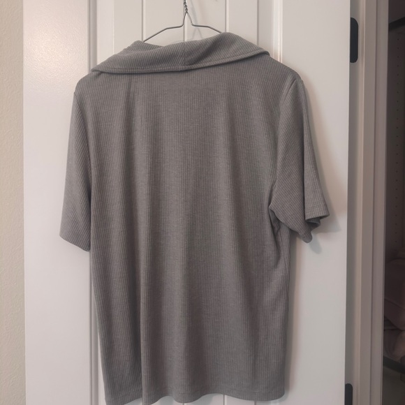 Madewell Gray Short Sleeve Collared Tee - Picture 2 of 3